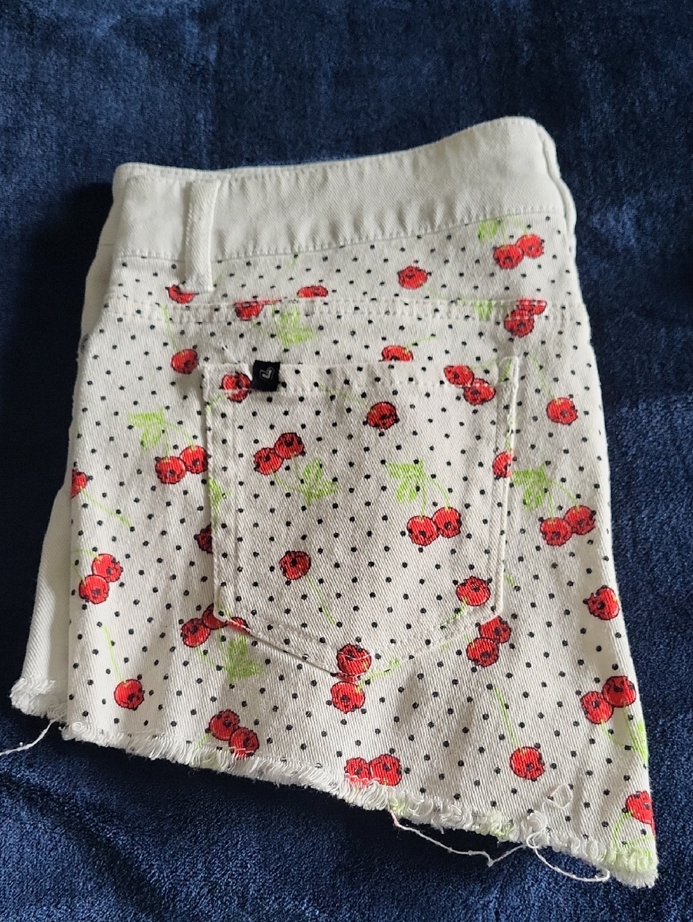 White Cherry SKULL Print Denim Shorts 5